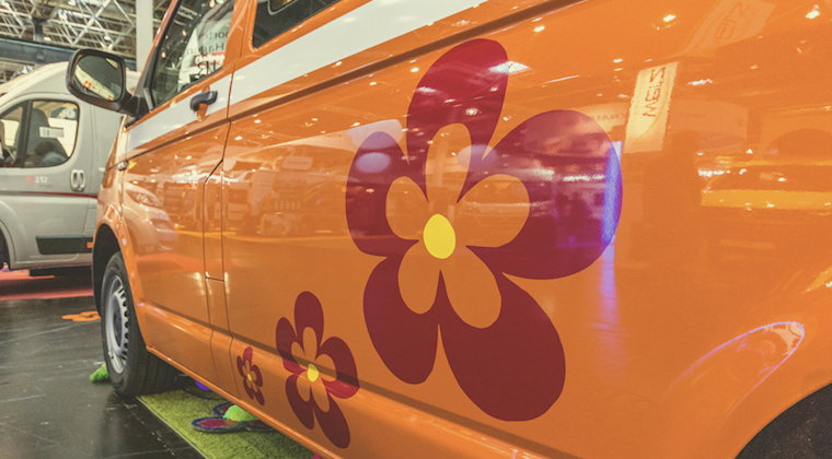 FlowCamper: Furgoneta de diseño para hippies modernos