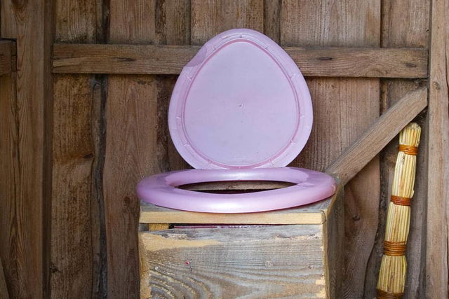 Guía de aseos de camping: aseo seco - definición, precio, variantes