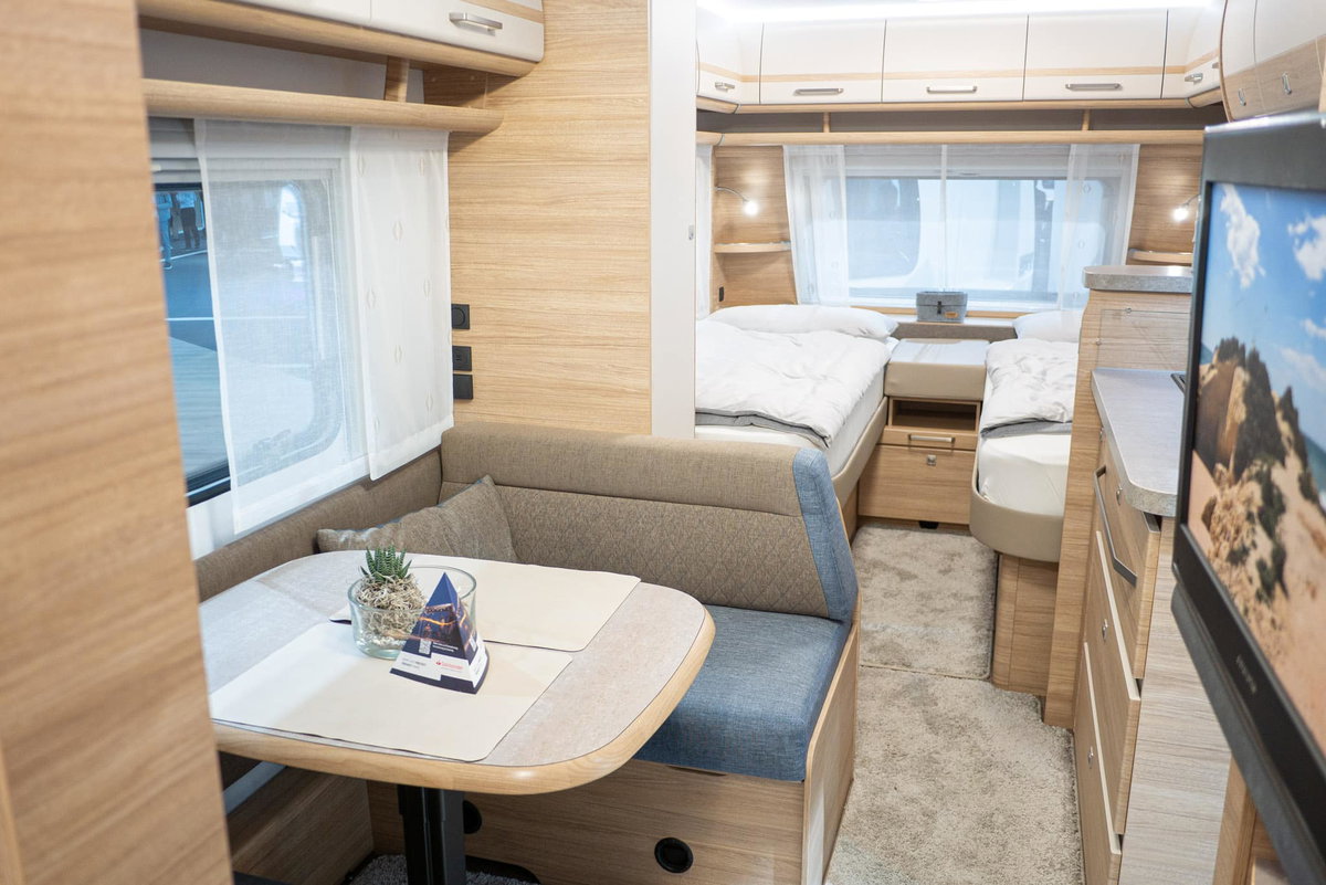 Fendt Bianco Activ 515 SGD Caravana Salón 2023 Interior