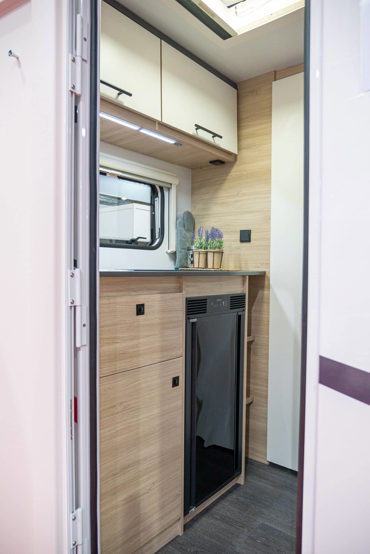Sterckeman Easy 350 CP Caravan Salon 2023 Küche