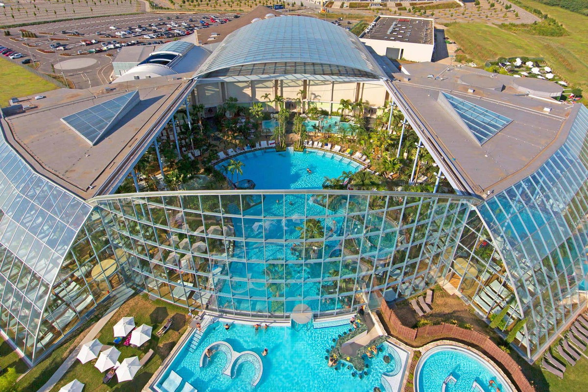 Thermen und Badewelt Sinsheim in Baden-Württemberg von oben