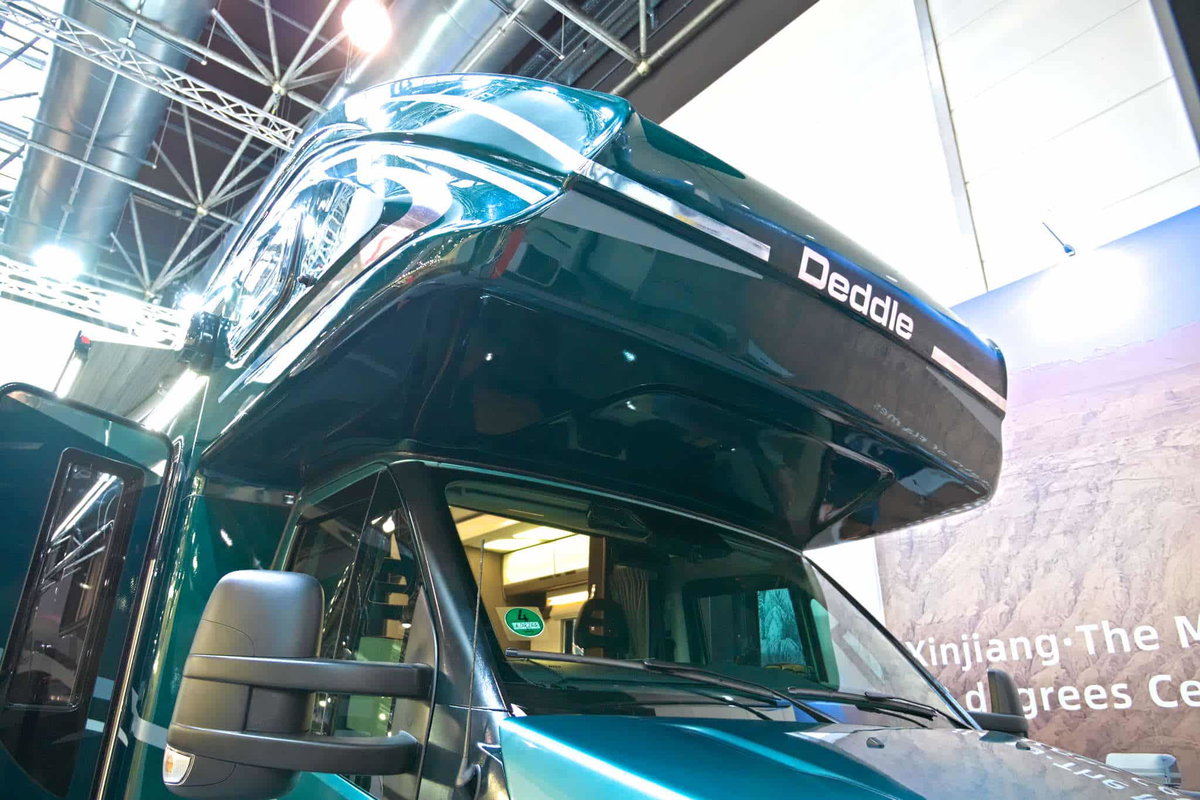 Deddle RV Carbonic Liner 78 - Alcoba exterior Caravana Salón 2024
