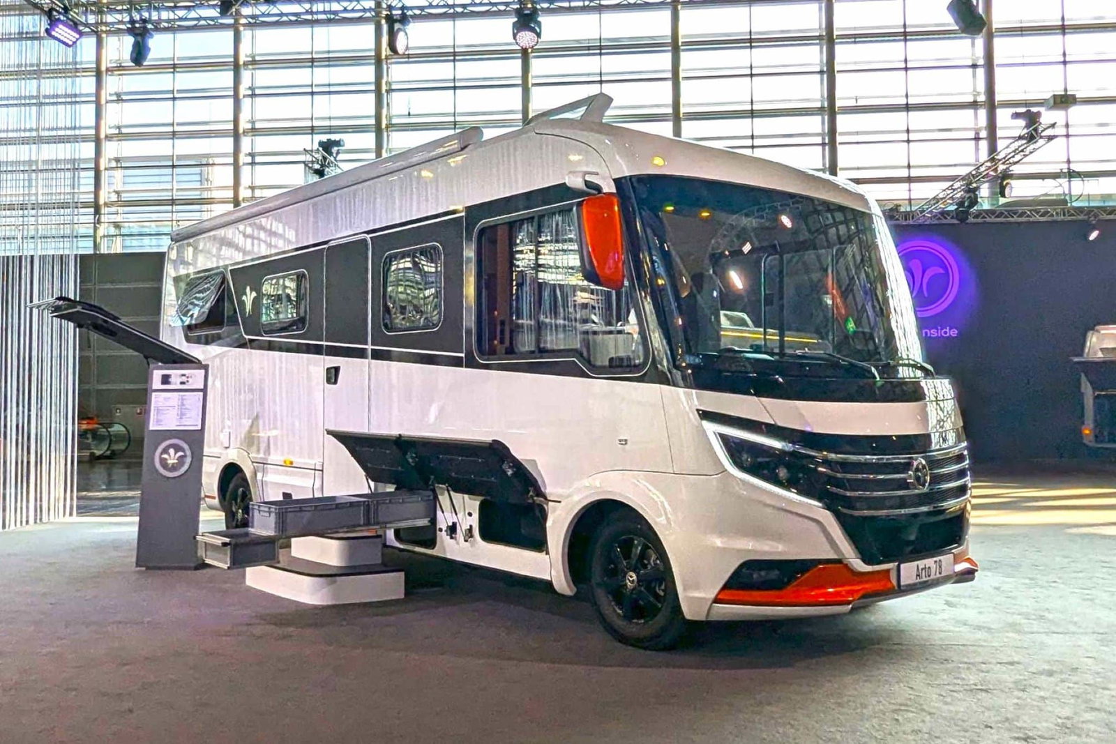 Innovaciones Salón de la Caravana 2024: Niesmann+Bischoff Arto - el primer transatlántico basado en el Mercedes Sprinter