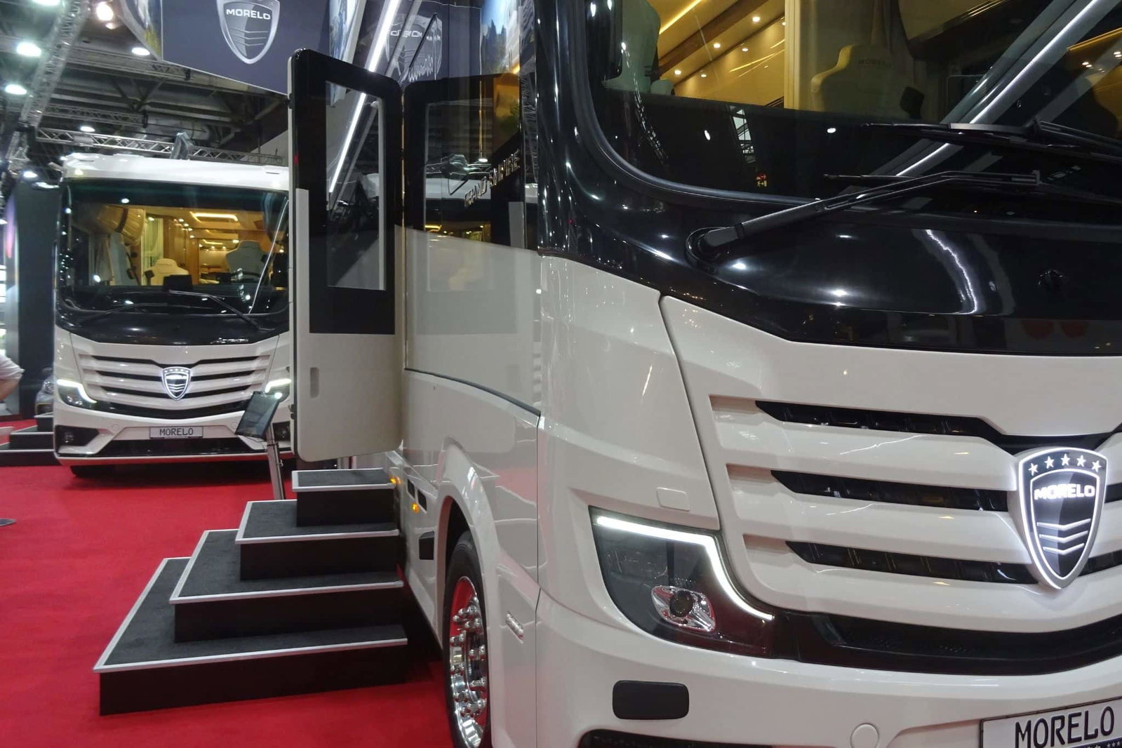 MORELO GRAND EMPIRE 26 T (2025) - Transatlántico de lujo de superlativos sobre 3 ejes