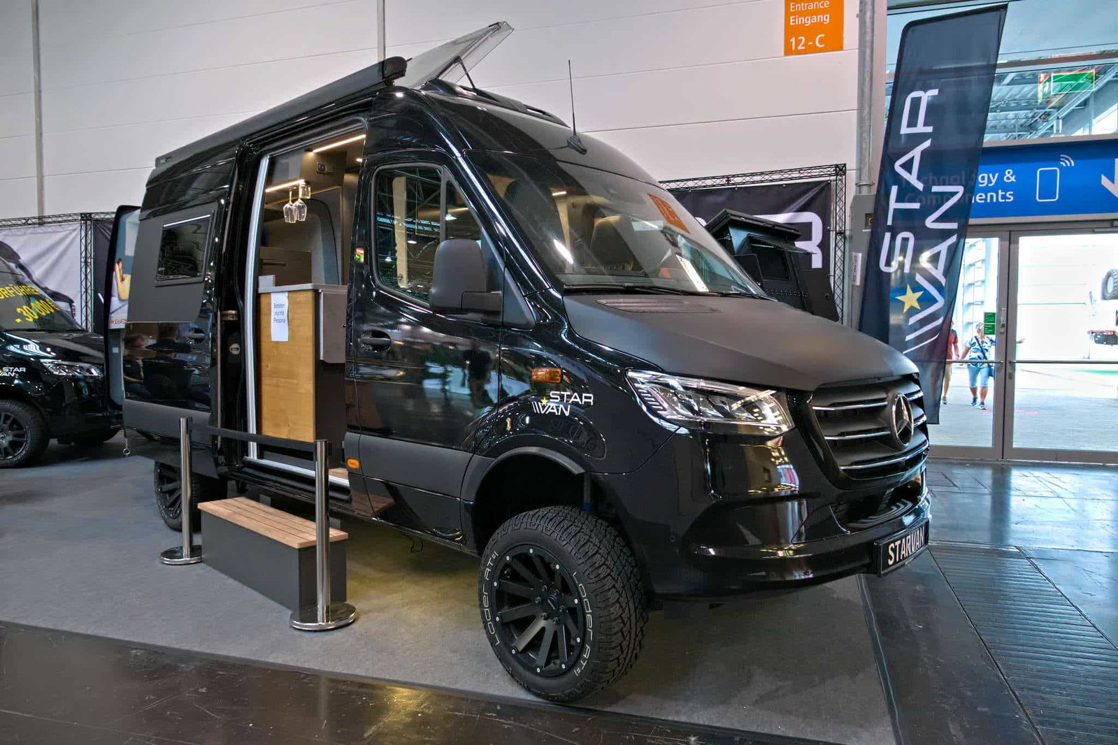 Starvan Cruiser y Rebel 4x4 (2025): Más espacio habitable a pesar de sus dimensiones compactas gracias al tobogán en la parte trasera
