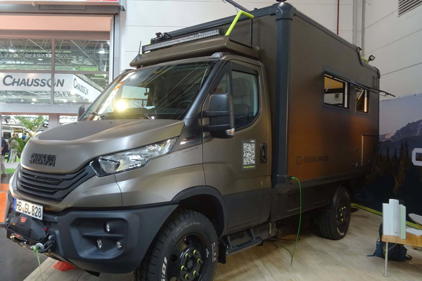 Greenlander Sherpa 4x4 (2025) - Autocaravana ecológica de lujo con tracción total para 2 personas