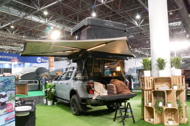 Techos de tienda ultraligeros y cabinas de pickup extensibles eléctricamente: lujo de campamento con solo pulsar un botón