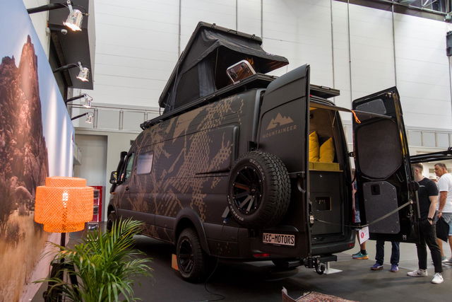 Del estudio de grabación al terreno: esta autocaravana off-road usa un genial concepto de innovación cruzada