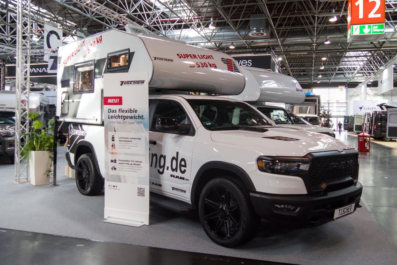 Tischer Box 200 Superlight (2027): Cabina ligera y espaciosa para hacer camping con tu pickup