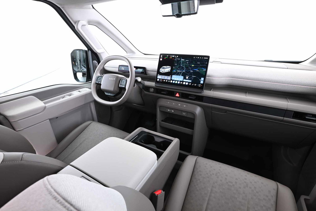 La cabina del Kia PV7